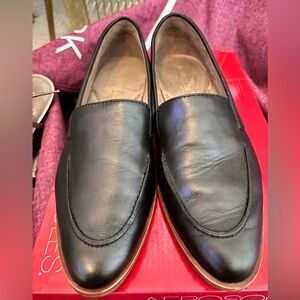 AEROSOLES Black Leather Slip-On Loafers